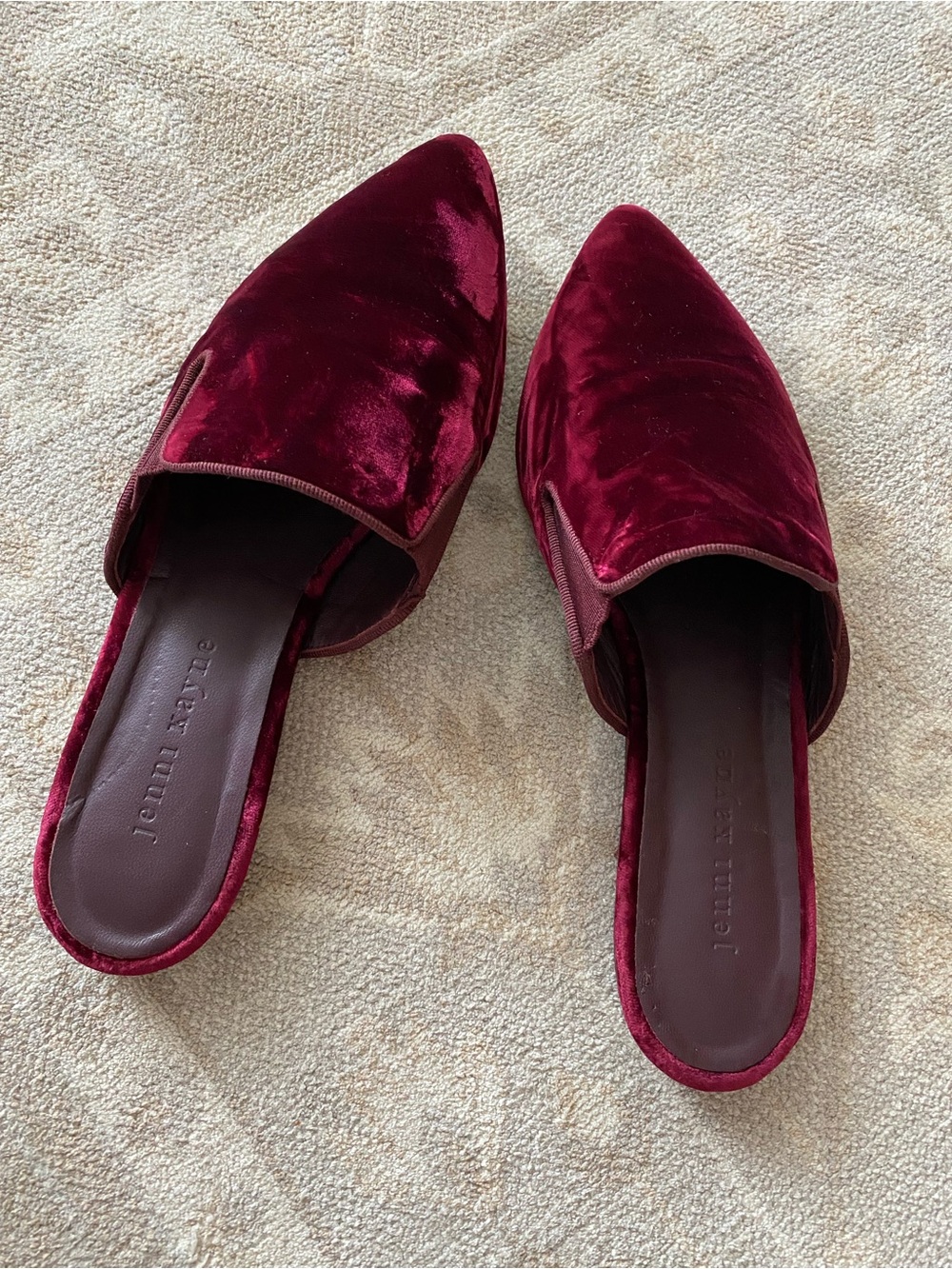 Jenni Kayne Burgundy Velvet Pointed Toe Mule Slides EU 37.5 Made in Italy
